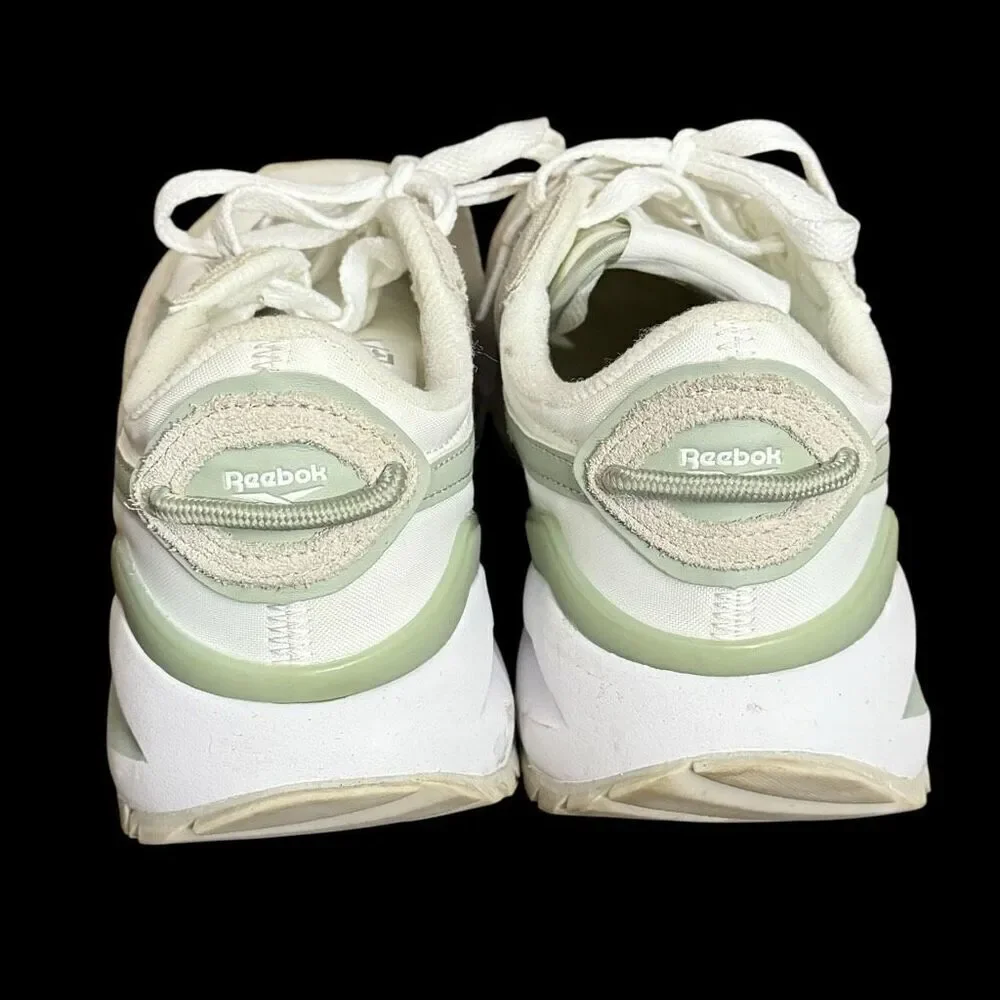 Reebok Women’s Cloud-walk Leather /Suede Sneakers -/SZ: 8.5